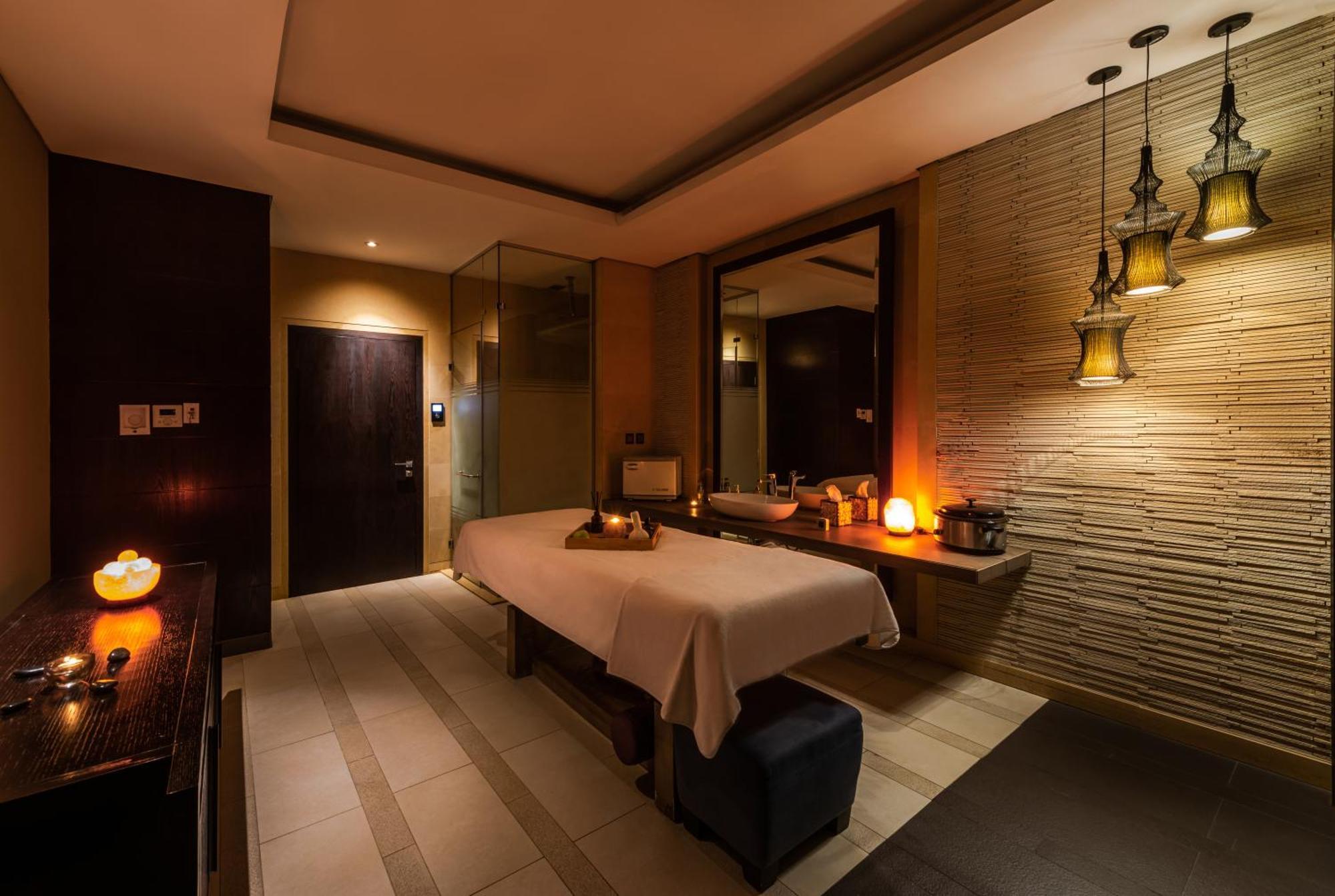 Narcissus Riyadh Hotel & Spa Riade Exterior foto A treatment room at the spa