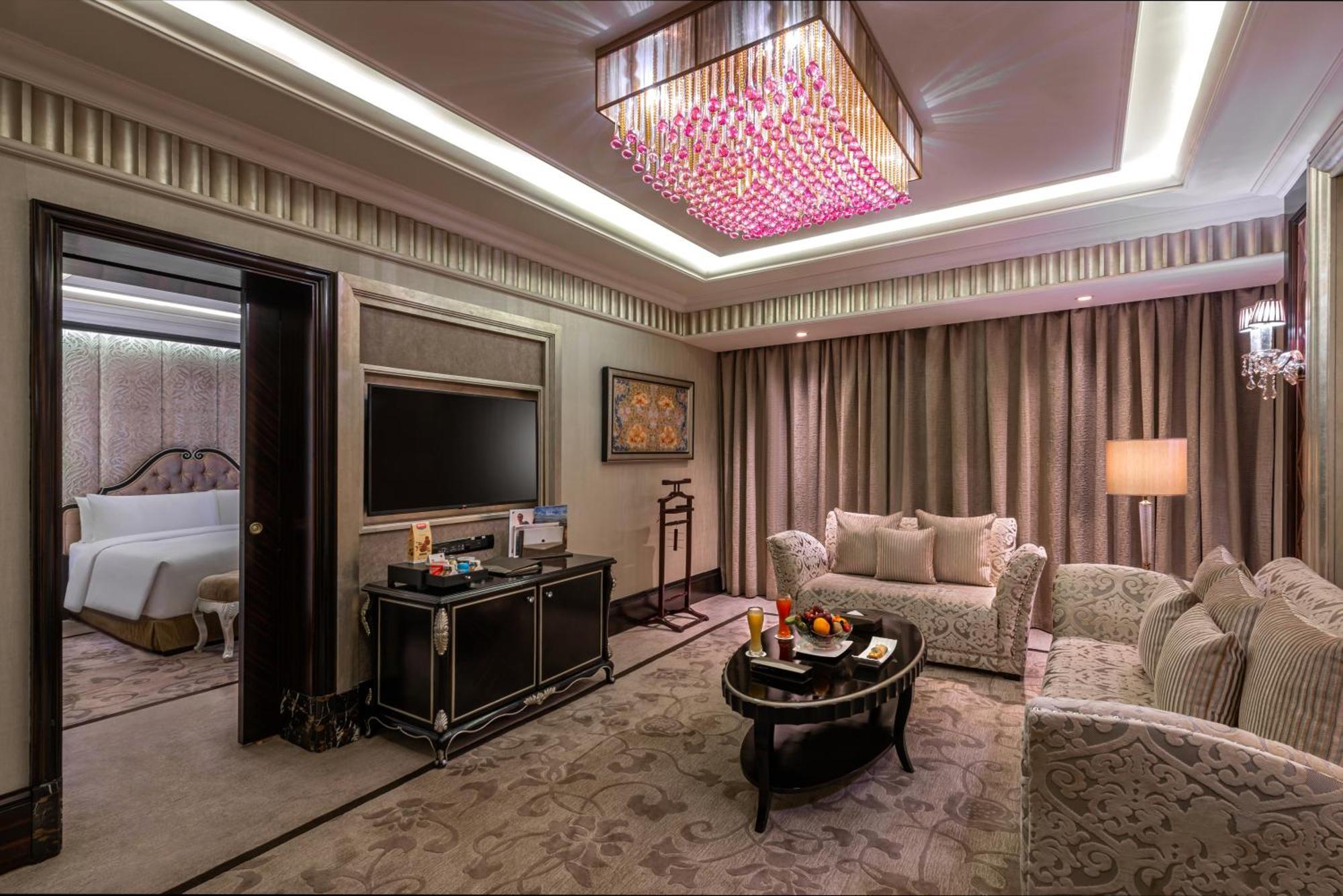 Narcissus Riyadh Hotel & Spa Riade Exterior foto A suite at the hotel