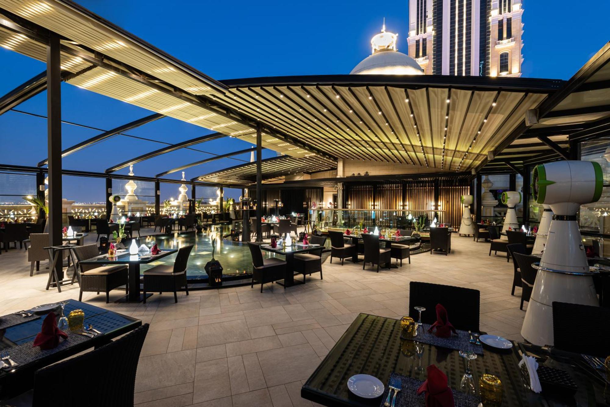 Narcissus Riyadh Hotel & Spa Riade Exterior foto The 360° Sky Lounge