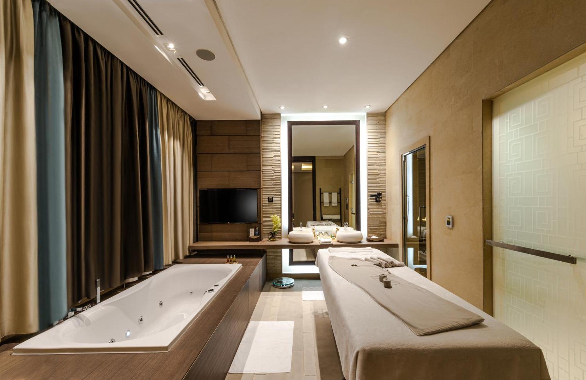 Narcissus Riyadh Hotel & Spa Riade Exterior foto Spa at The Ritz-Carlton, Dubai